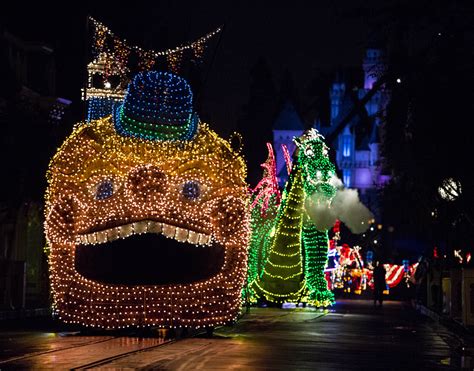 disney electrical parade music box|Disney main street electrical parade.